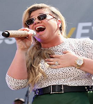 Kelly Clarkson